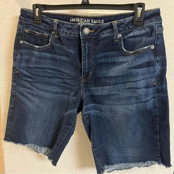American Eagle Outfitters Pants - AMERICAN EAGLE 🦅 TOMGIRL BERMUDA